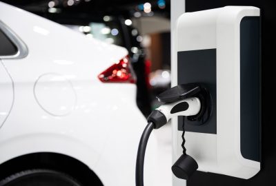 Elektromos autó töltés otthoni töltőállomáson